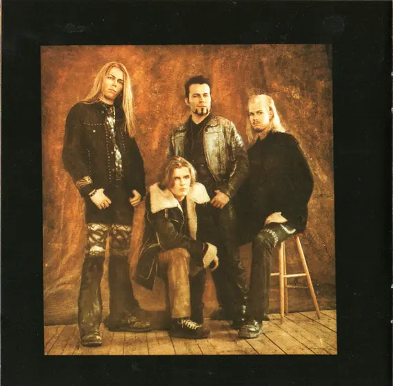 Apocalyptica - Cult-11