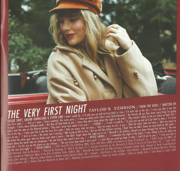 Taylor Swift - Red (Taylor's Version)-33