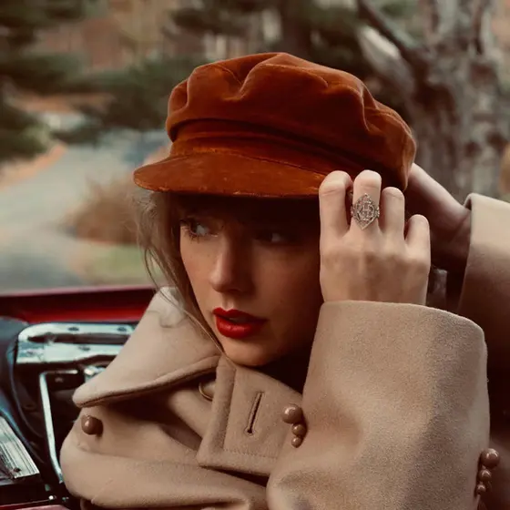 Taylor Swift - Red (Taylor's Version)-0