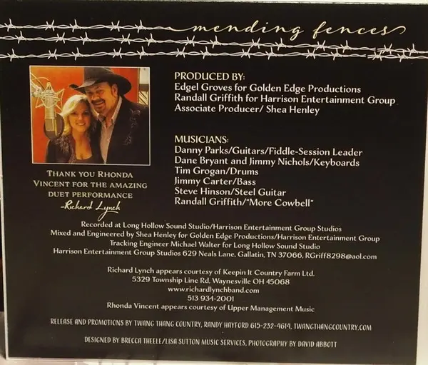 Richard Lynch (3) - mending fences-3