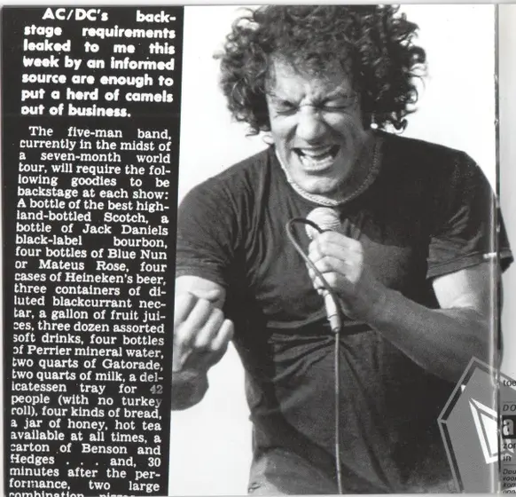 AC/DC - Back In Black-16