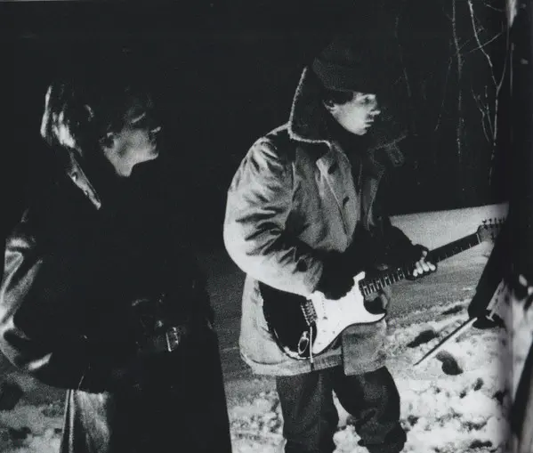 U2 - War-21