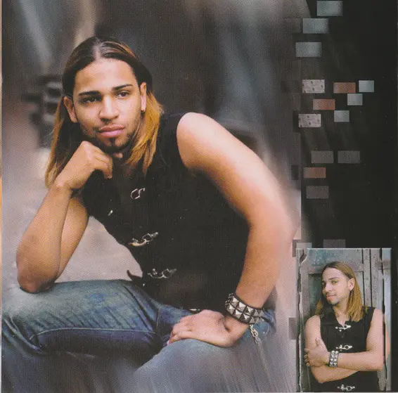 Aventura - Love & Hate-13