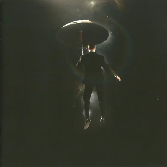 Angels & Airwaves - We Don't Need To Whisper-5