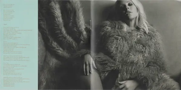 Ellie Goulding - Delirium-7