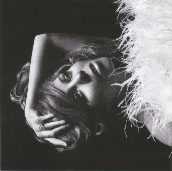 Mariah Carey - E=MC²-13