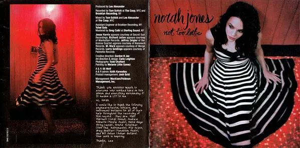 Norah Jones - Not Too Late-2
