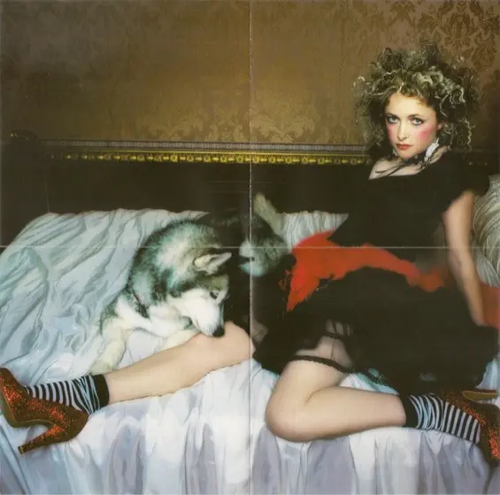 Goldfrapp - Black Cherry-4