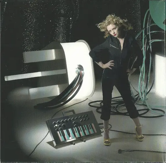 Goldfrapp - Supernature-3