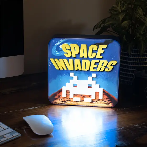 NUMSKULL SPACE INVADERS 3D LAMP-1