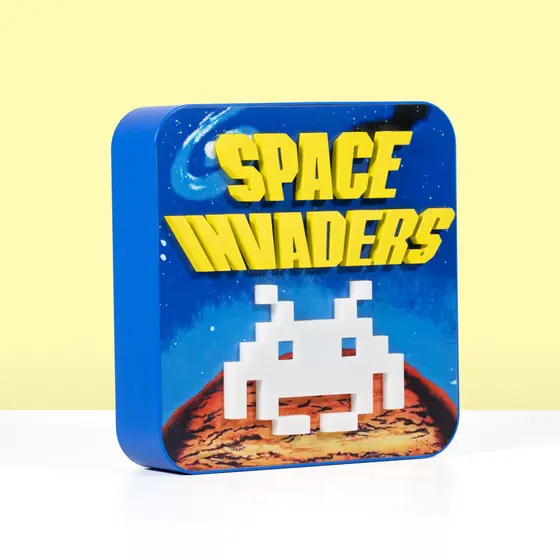 NUMSKULL SPACE INVADERS 3D LAMP-2