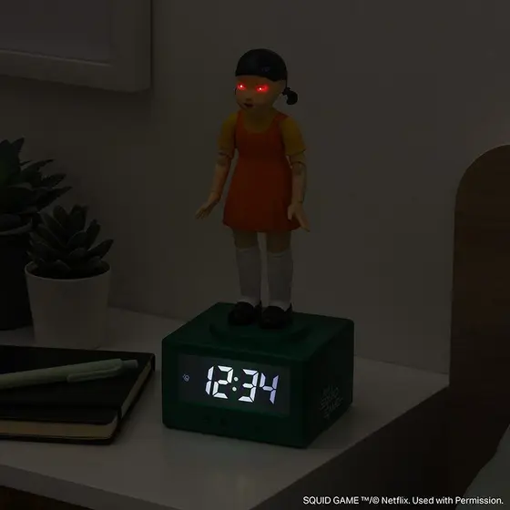 PALADONE SPIRITS YOUNG HEE ALARM CLOCK-1