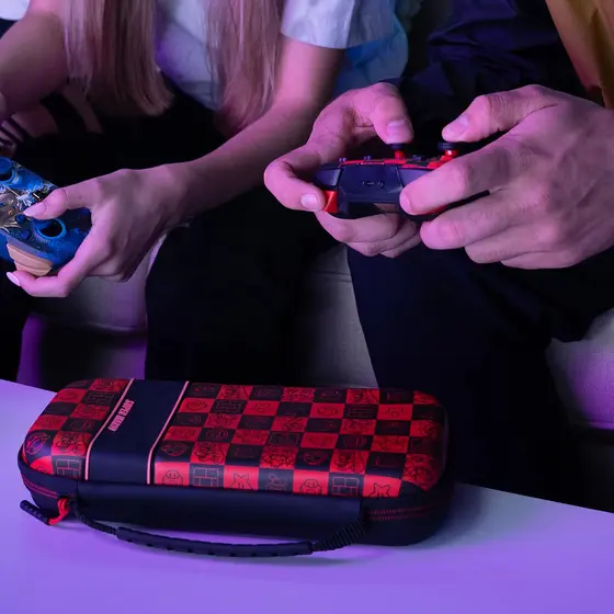 PDP SWITCH TRAVEL CASE PLUS - MARIO ICON GLOW IN THE DARK-6