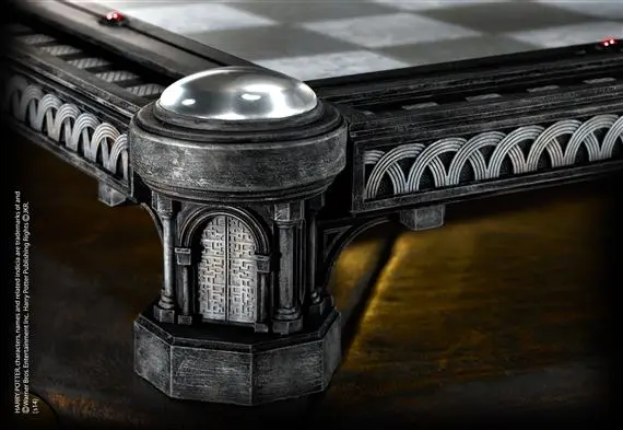 NOBLE COLLECTION - HARRY POTTER - COLLECTABLES - FINAL CHALLENGE CHESS SET-1