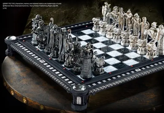 NOBLE COLLECTION - HARRY POTTER - COLLECTABLES - FINAL CHALLENGE CHESS SET-3