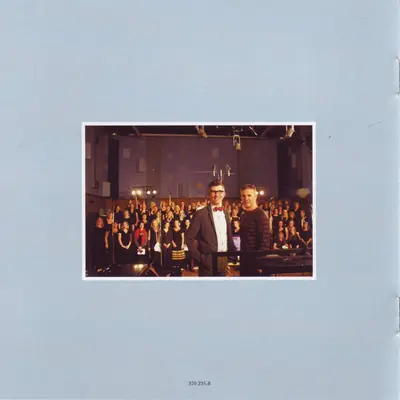 Gary Barlow & The Commonwealth Band - Sing-13