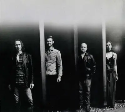 The Roving Crows - Bury Me Naked-4