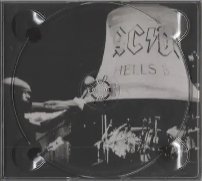 AC/DC - Back In Black-6