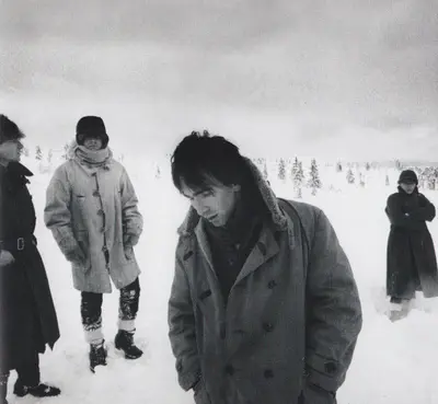 U2 - War-6