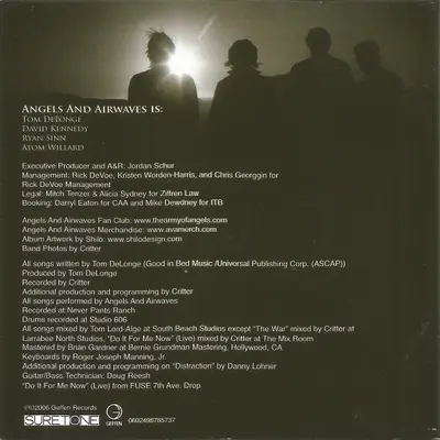 Angels & Airwaves - We Don't Need To Whisper-18
