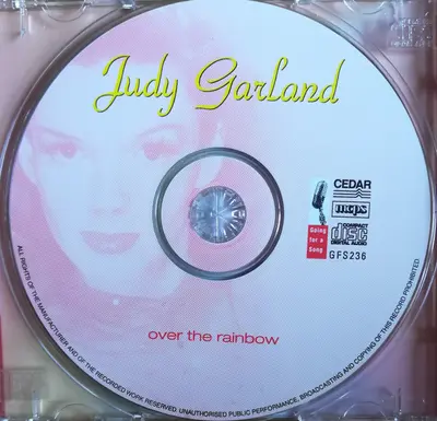 Judy Garland - Over The Rainbow-2