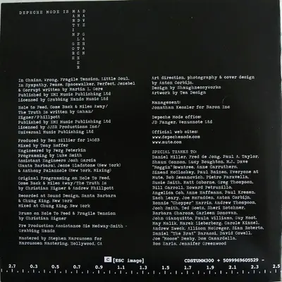 Depeche Mode - Sounds Of The Universe-9