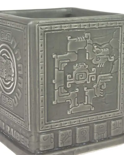 NUMSKULL Tomb Raider Mayan mug-3