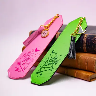 NOBLE COLLECTION - GLINDA AND ELPHABA BOOKMARK SET-10