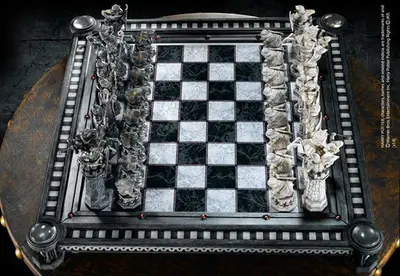 NOBLE COLLECTION - HARRY POTTER - COLLECTABLES - FINAL CHALLENGE CHESS SET-2