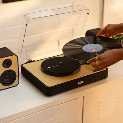 HOUSE OF MARLEY REVOLUTION BT TURNTABLE WITH SPEAKERS SIGNATURE BLACK-5
