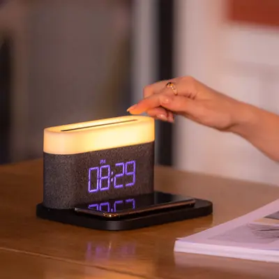 MOYE AURORA LAMP WITH CLOCK AND WIRELESS CHARGER-1